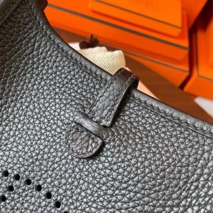 Hermes Women Evelyne 16 Amazone in Clemence Leather-BlackSilver - 图片 8