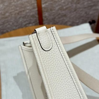Hermes Women Evelyne 16 Amazone in Clemence Leather-WhiteSilver - 图片 9