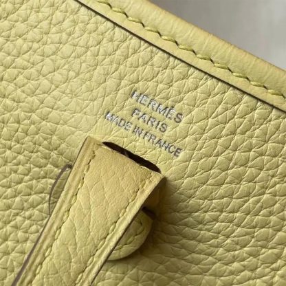 Hermes Women Evelyne 16 Amazone in Clemence Leather-YellowSilver - 图片 8