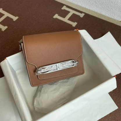 Hermes Women Roulis Mini Bag in Evergrain Calfskin-BrownSilver - 图片 4