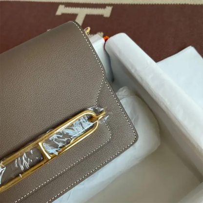 Hermes Women Roulis Mini Bag in Evergrain Calfskin-GrayGold - 图片 7