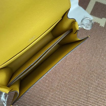 Hermes Women Roulis Mini Bag in Evergrain Calfskin-YellowGold - 图片 10