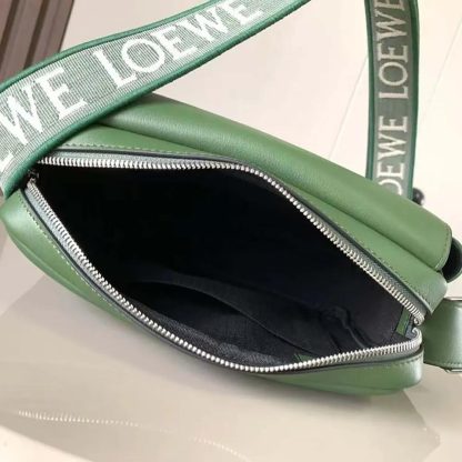 Loewe Men XS Military Messenger Bag in Supple Smooth Calfskin and Jacquard-Green - 图片 9