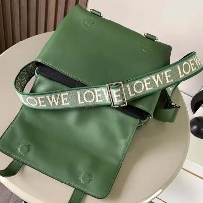 Loewe Men XS Military Messenger Bag in Supple Smooth Calfskin and Jacquard-Green - 图片 6