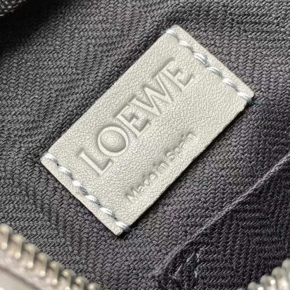 Loewe Men XS Military Messenger Bag in Supple Smooth Calfskin and Jacquard-Grey - 图片 10