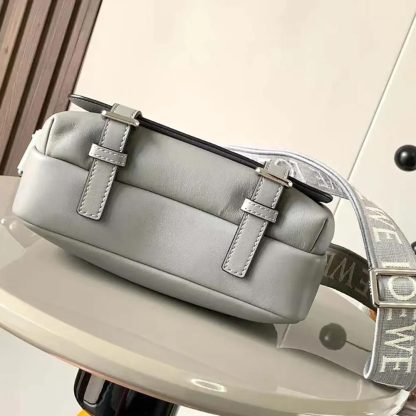 Loewe Men XS Military Messenger Bag in Supple Smooth Calfskin and Jacquard-Grey - 图片 5