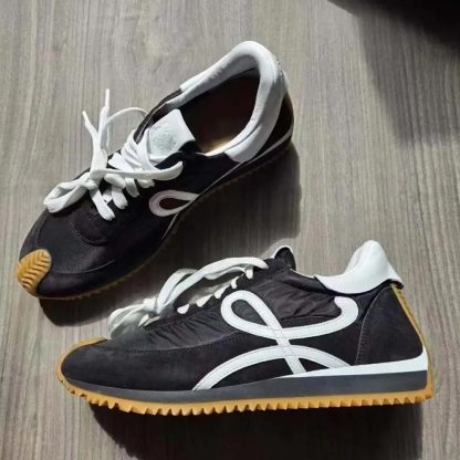Loewe Unisex Flow Runner in Nylon and Suede-Black L815282X88 - 图片 4