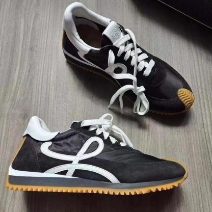 Loewe Unisex Flow Runner in Nylon and Suede-Black L815282X88 - 图片 3