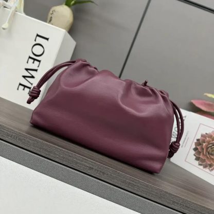 Loewe Unisex Medium Flamenco Purse in Mellow Nappa Lambskin-Dark Burgundy - 图片 2