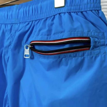 Moncler Men Swim Shorts Crafted from Technical Nylon-Blue - 图片 4