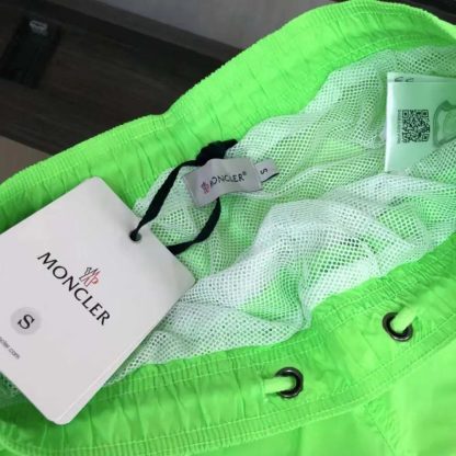 Moncler Men Swim Shorts Crafted from Technical Nylon-Green - 图片 8