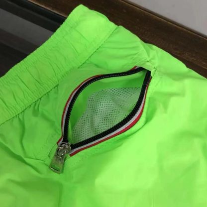 Moncler Men Swim Shorts Crafted from Technical Nylon-Green - 图片 5