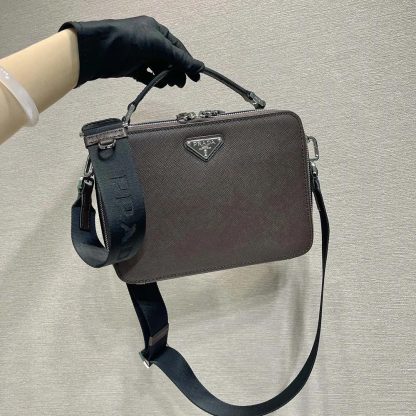 Prada Men Medium Prada Brique Saffiano Leather Bag 2VH069 - 图片 9