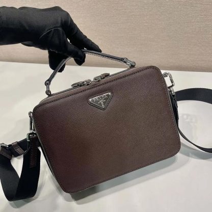 Prada Men Medium Prada Brique Saffiano Leather Bag 2VH069 - 图片 4