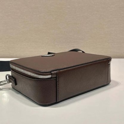 Prada Men Medium Prada Brique Saffiano Leather Bag 2VH069 - 图片 7
