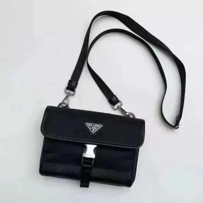 Prada Unisex Re-Nylon and Saffiano Shoulder Bag-Black - 图片 2