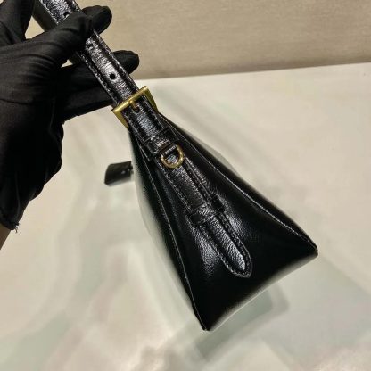 Prada Women Aimée Medium Naplak Leather Shoulder Bag - 图片 6