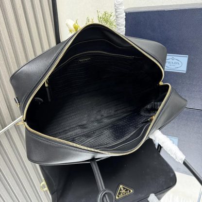 Prada Women Large Re-Nylon and Leather Top-handle Bag with Padlock - 图片 7