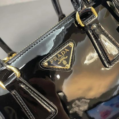 Prada Women Prada Galleria Patent Leather Mini Bag-Black - 图片 8