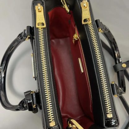 Prada Women Prada Galleria Patent Leather Mini Bag-Black - 图片 9