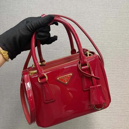 Prada Women Prada Galleria Patent Leather Mini Bag-Red - 图片 4
