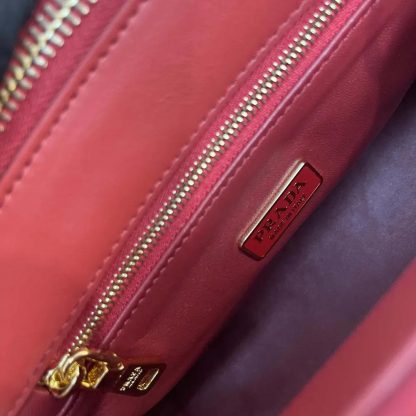 Prada Women Prada Galleria Patent Leather Mini Bag-Red - 图片 10