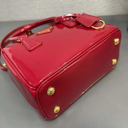 Prada Women Prada Galleria Patent Leather Mini Bag-Red - 图片 6