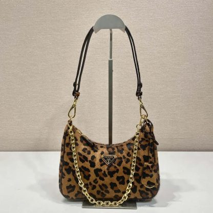 Prada Women Re-Edition Printed Leather Mini-bag 1BC204 - 图片 2