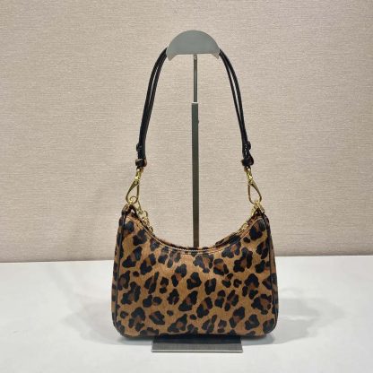 Prada Women Re-Edition Printed Leather Mini-bag 1BC204 - 图片 3