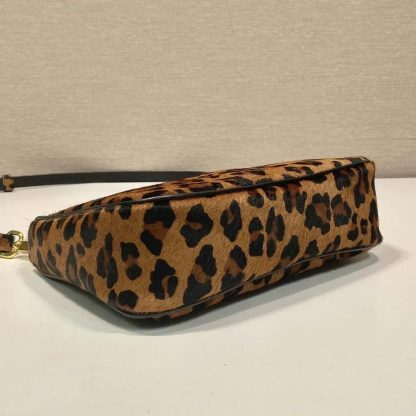 Prada Women Re-Edition Printed Leather Mini-bag 1BC204 - 图片 7