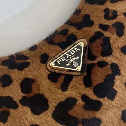 Prada Women Re-Edition Printed Leather Mini-bag 1BC204 - 图片 9
