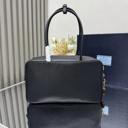 Prada Women Re-Nylon and Leather Medium Top-handle Bag with Padlock - 图片 3