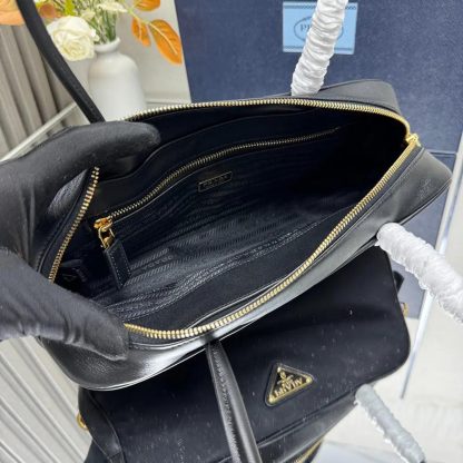 Prada Women Re-Nylon and Leather Small Top-handle Bag with Padlock - 图片 6