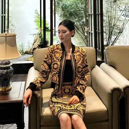 Versace Women Barocco Reversible Bomber Jacket-YellowBlack - 图片 5