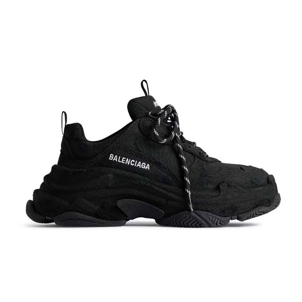 Balenciaga Unisex Triple S Sneaker in Black 524039W2BN11000