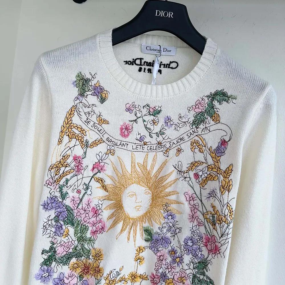 Dior Women Embroidered Sweater White Cashmere Knit with Multicolor Dior 4 Saisons Été Motif - Image 4