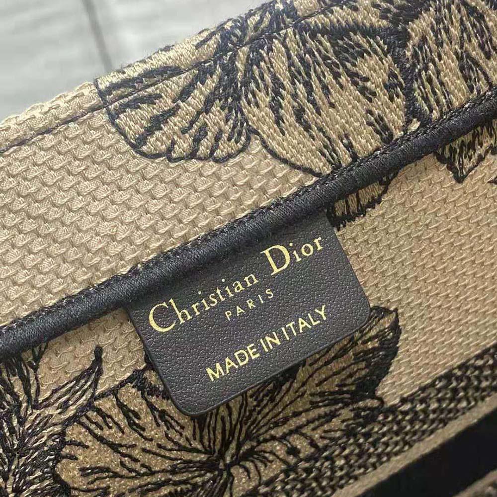 Dior Women Medium Dior Book Tote Beige Multicolor Toile de Jouy Voyage Embroidery - 图片 9