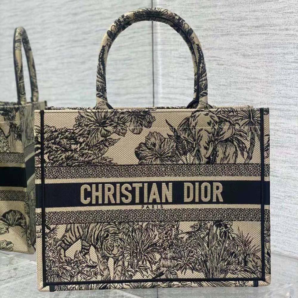 Dior Women Medium Dior Book Tote Beige Multicolor Toile de Jouy Voyage Embroidery - 图片 2