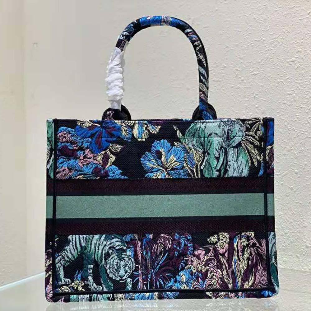 Dior Women Medium Dior Book Tote Blue Multicolor Toile de Jouy Voyage Embroidery - 图片 6