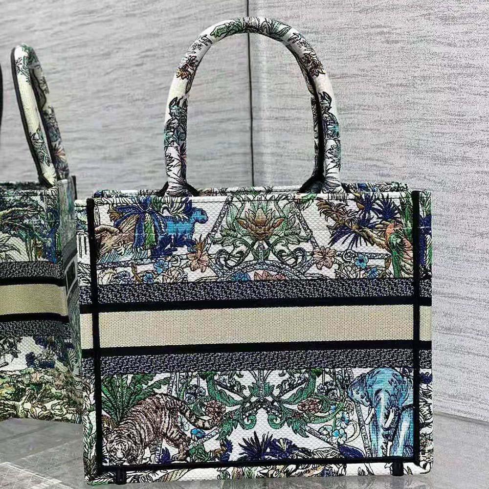 Dior Women Medium Dior Book Tote White Multicolor Étoile de Voyage Embroidery - 图片 3