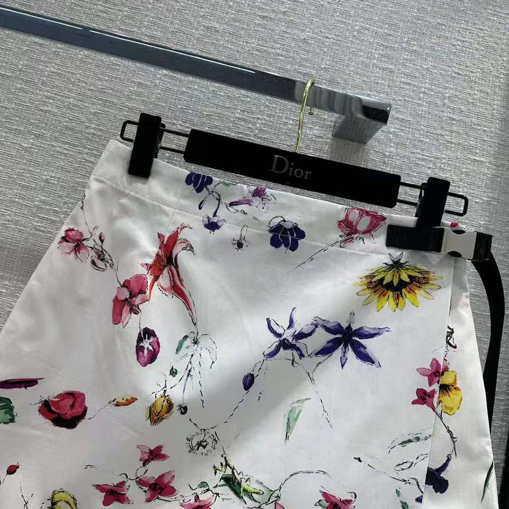 Dior Women Skort White Technical Fabric with Red Multicolor Florilegio Motif - Image 5