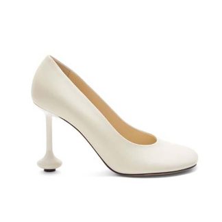Loewe Women Toy Pump in Goatskin-White